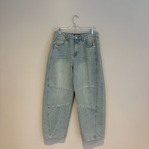 BCBGeneration Barrel Leg Jeans Size 5/27 Light Wash High Rise EUC